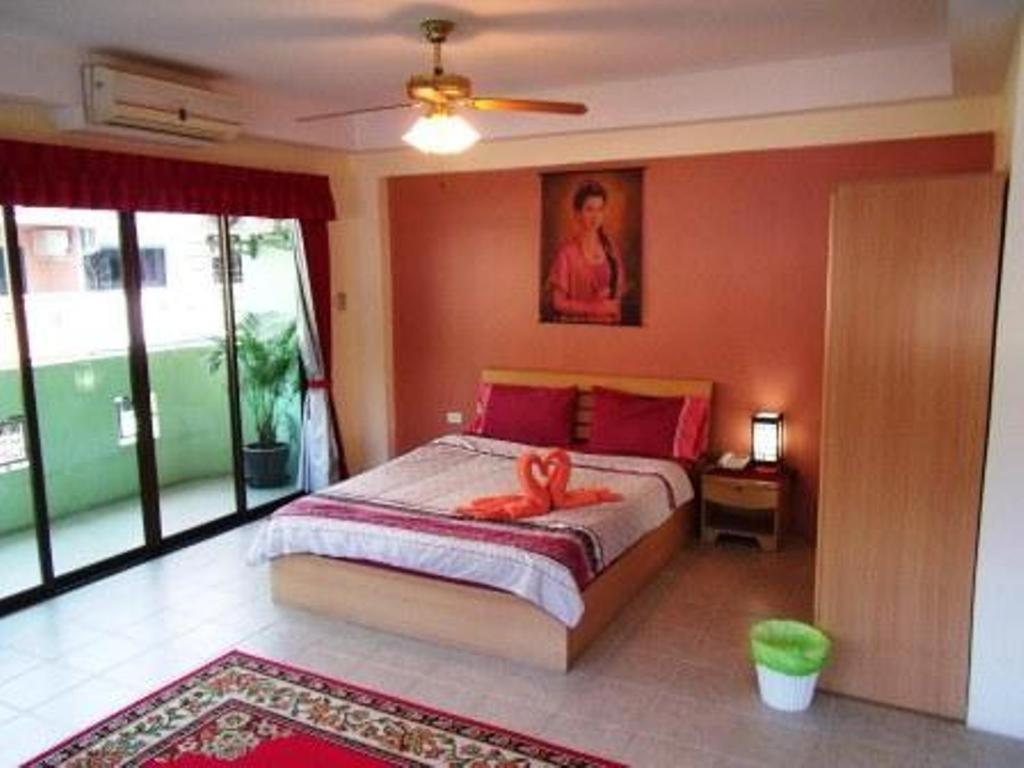 Billabong Hotel Pattaya Room photo